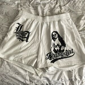 COMFY STRETCHY WAISTBAND SHORTS